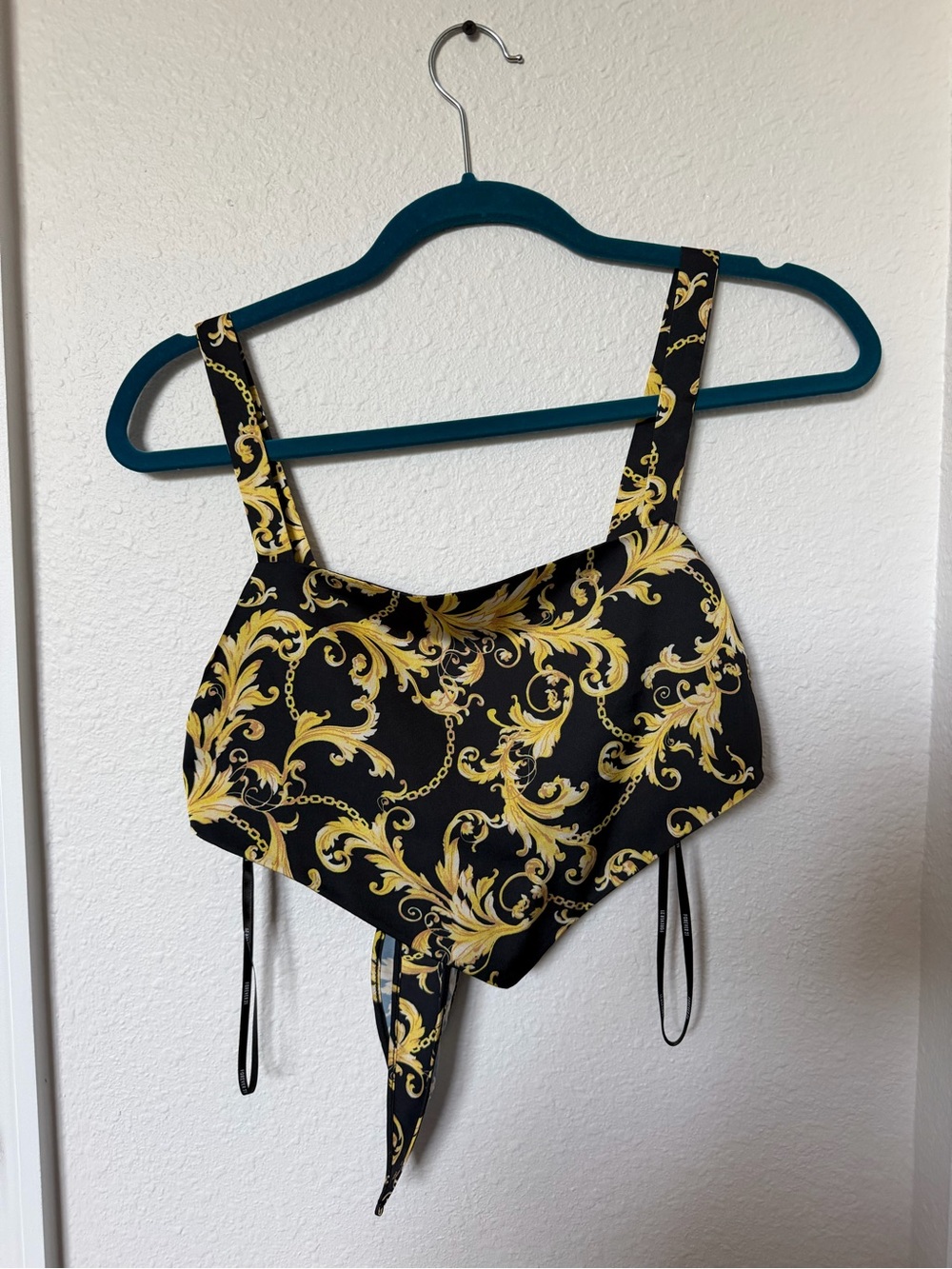 Forever 21 Black and Yellow Baroque Tie-Front Crop Top